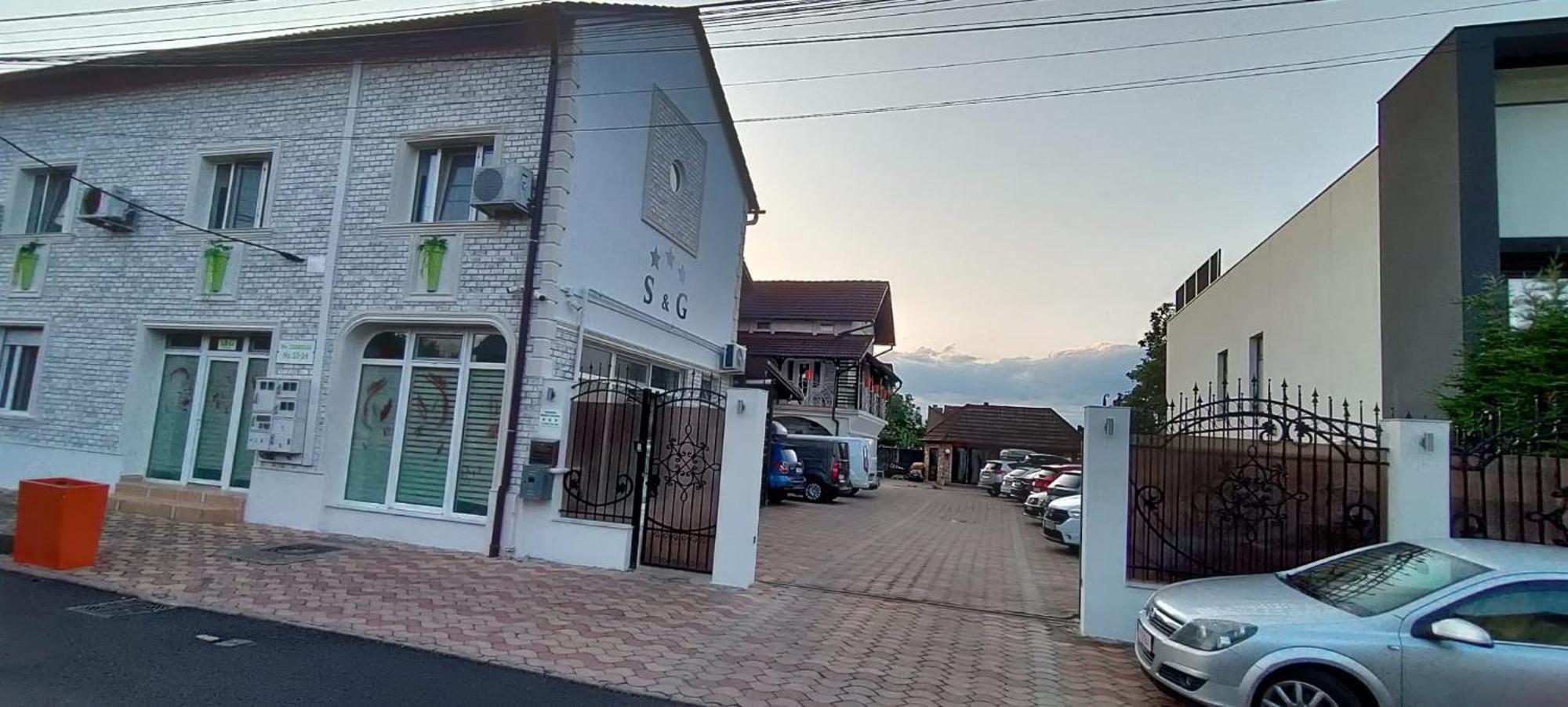 Pensiunea Sergiu & Geanina Arad Dış mekan fotoğraf