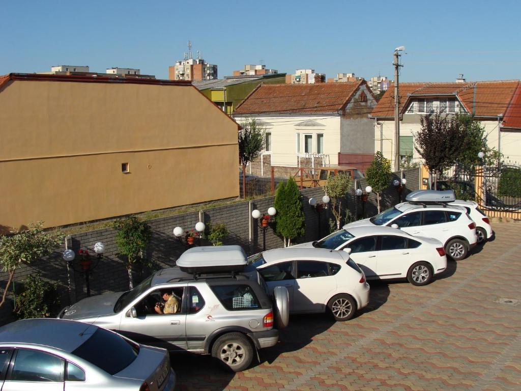 Pensiunea Sergiu & Geanina Arad Dış mekan fotoğraf