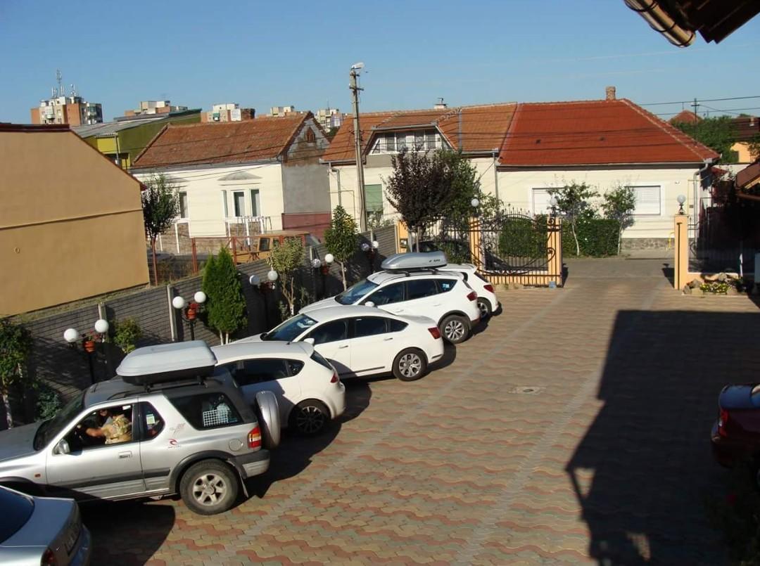 Pensiunea Sergiu & Geanina Arad Dış mekan fotoğraf