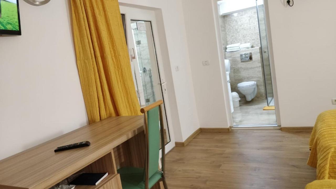 Pensiunea Sergiu & Geanina Arad Dış mekan fotoğraf